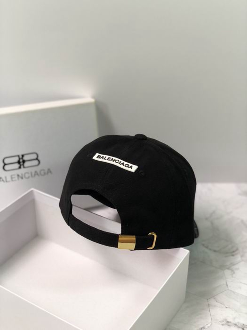 Ba1en*iaga Hat